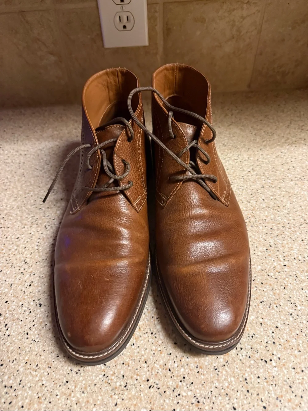 Johnston & Murphy Tan Brown Leather Chukka Boots